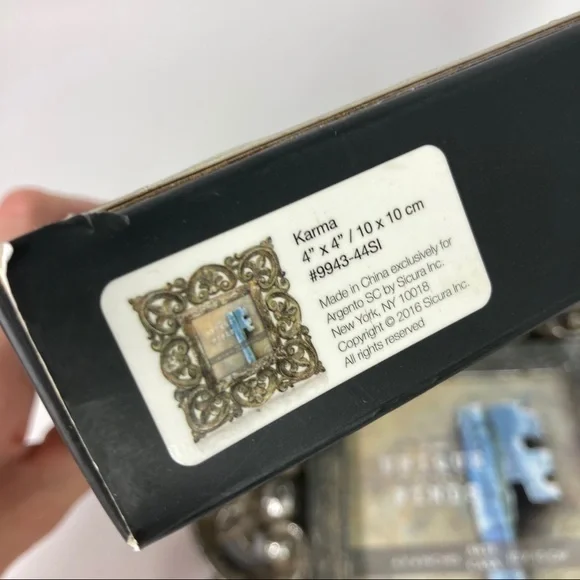 Unique Finds Arte de Casa 4-Inch x 4-Inch Karma Frame in Silver Wash - Picture 5 of 16